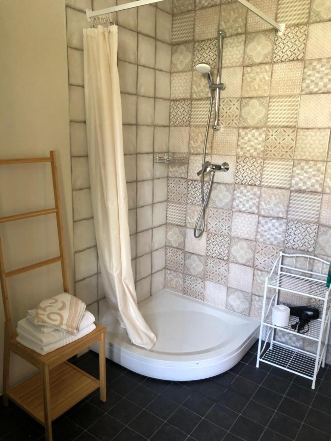 Sisters Beach Apartments Liepāja Екстериор снимка
