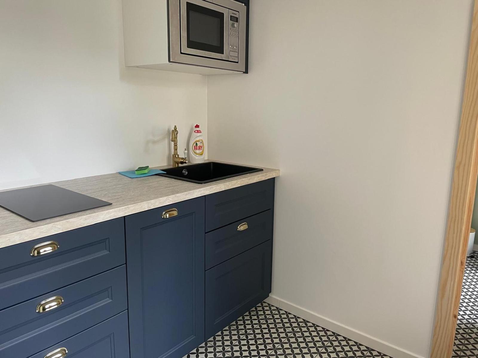 Sisters Beach Apartments Liepāja Екстериор снимка
