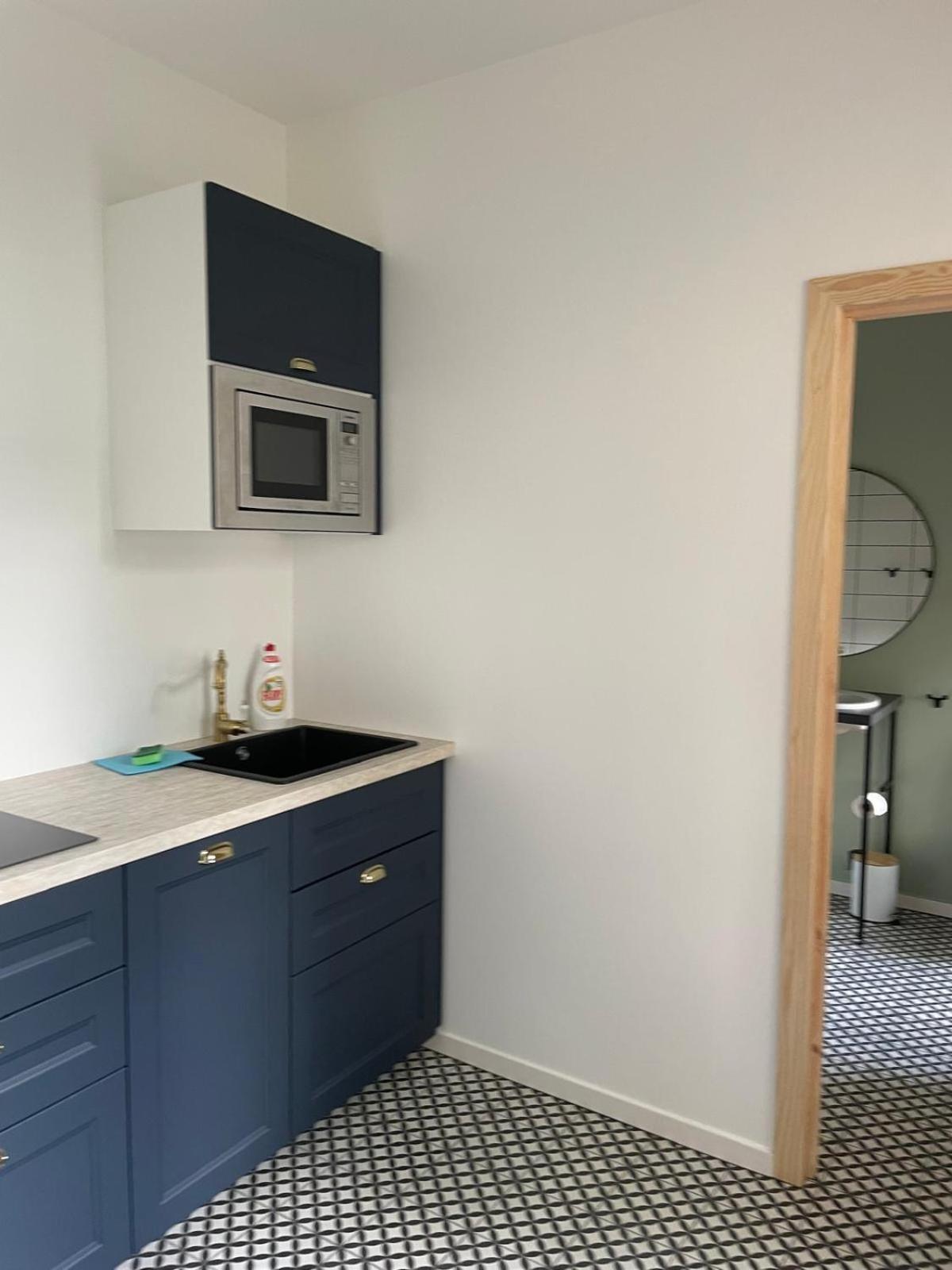 Sisters Beach Apartments Liepāja Екстериор снимка